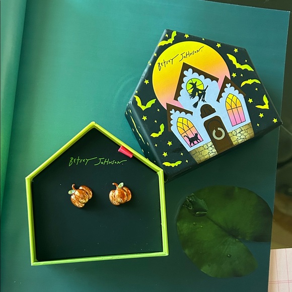 BUNDLE Betsey Johnson Orange Pumpkin Earrings - Picture 1 of 1